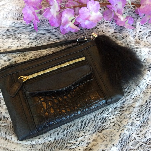 🍒BLACK PURSE MANY POCKETS WITH FUR TAIL BOHO CHIC - Picture 7 of 8